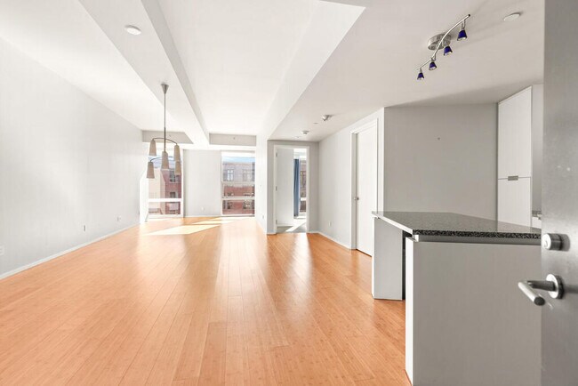 Primary Photo - 141 Dorchester Ave