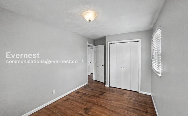 Building Photo - 19200 E Ponca Terrace