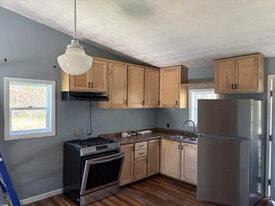 Building Photo - 5200 Heelpath Rd