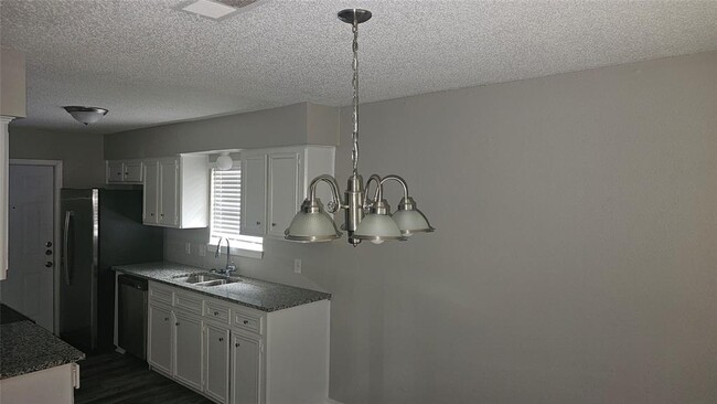 Building Photo - 5111 Scottwood Dr