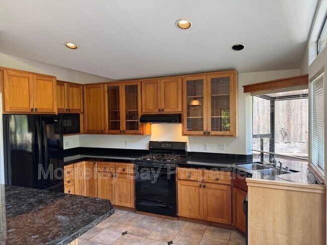Building Photo - 158 Olive Springs Rd