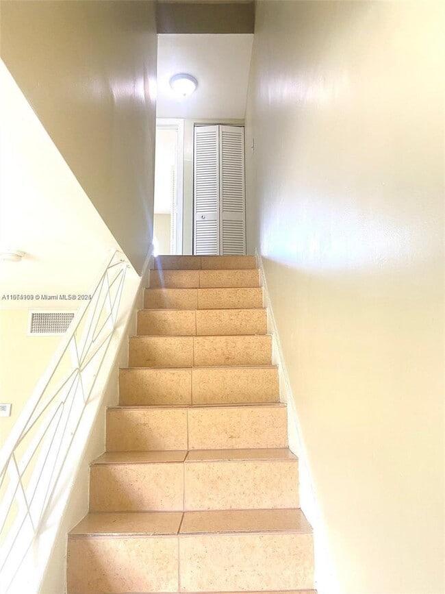 Building Photo - 4668 NW 9th Dr