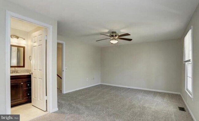Building Photo - 613 Concerto Ln