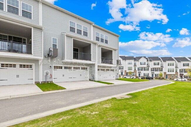 Building Photo - 513 Bailey Mls Dr