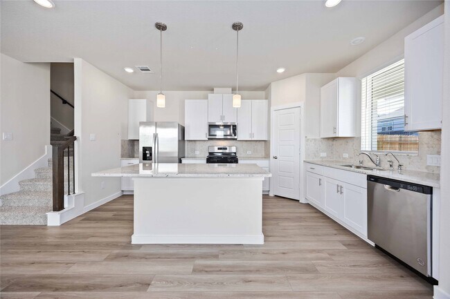 Building Photo - 14759 Slow River Ave
