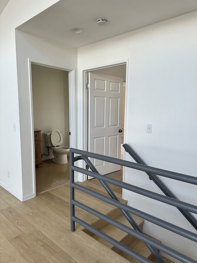 Hall - 4162 W 167th St