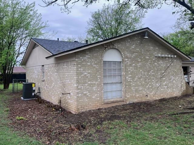 Building Photo - 5908 Richard Dr