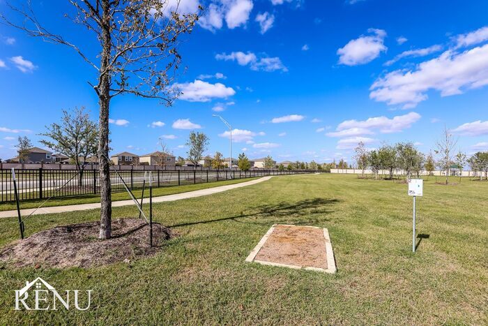 Building Photo - 10819 Juliette Pass