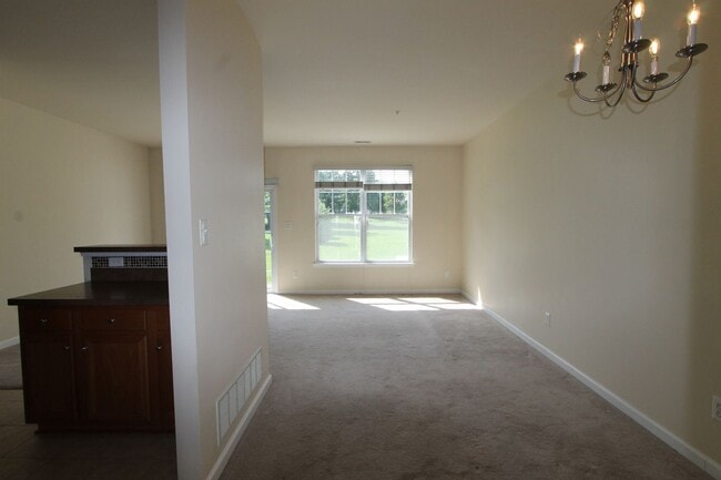 Building Photo - 316 Ross Ct