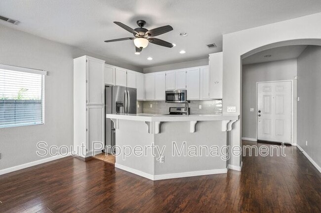 Building Photo - 43120 Avola Ct