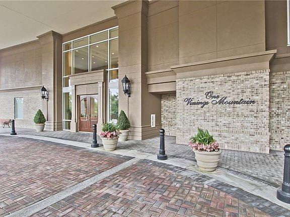 Building Photo - 2950 Mt Wilkinson Pkwy SE