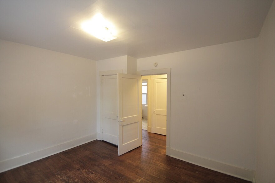 Building Photo - 609 Mifflin Ave