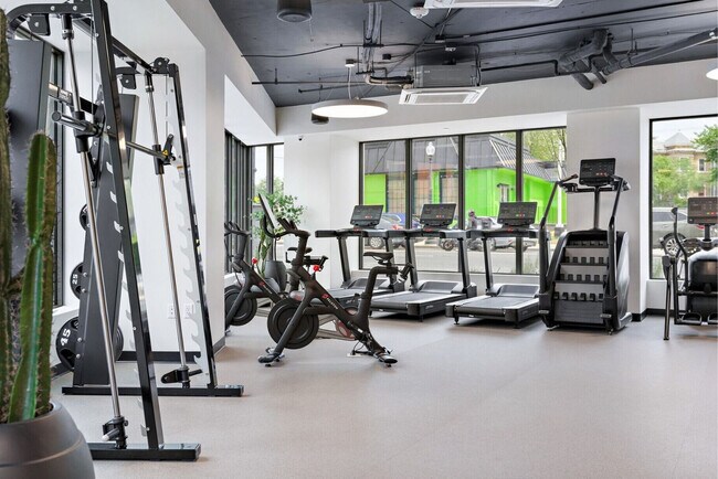 Building Photo - 1 Florida Ave NE