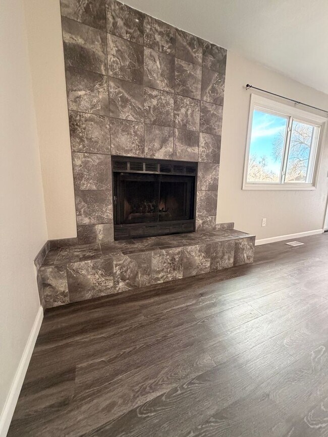 Building Photo - 219 N Race St