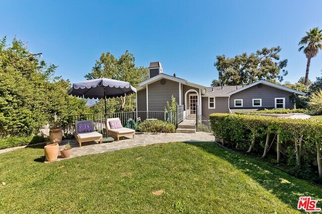Building Photo - 4045 Davana Rd