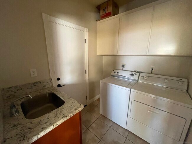 Building Photo - 11330 Belladonna Way