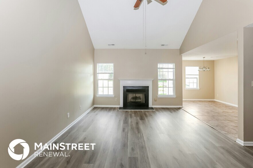 Building Photo - 5803 Bridgeway Dr