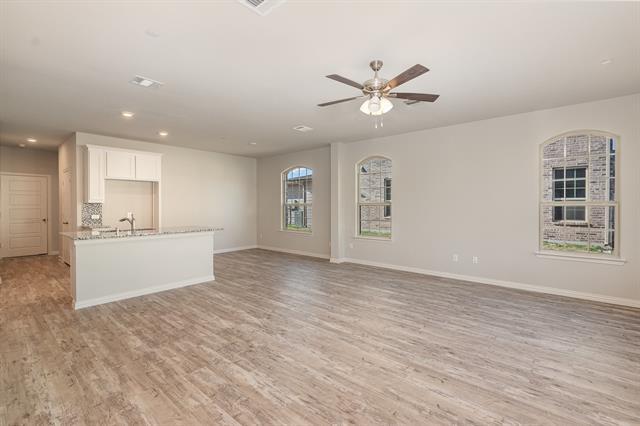 Building Photo - 3324 Solana Cir