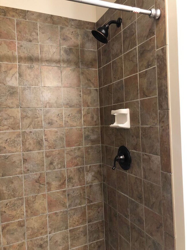 Building Photo - Southern Woods Comfort