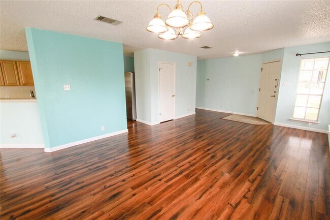 Building Photo - 9705 Dalewood Dr