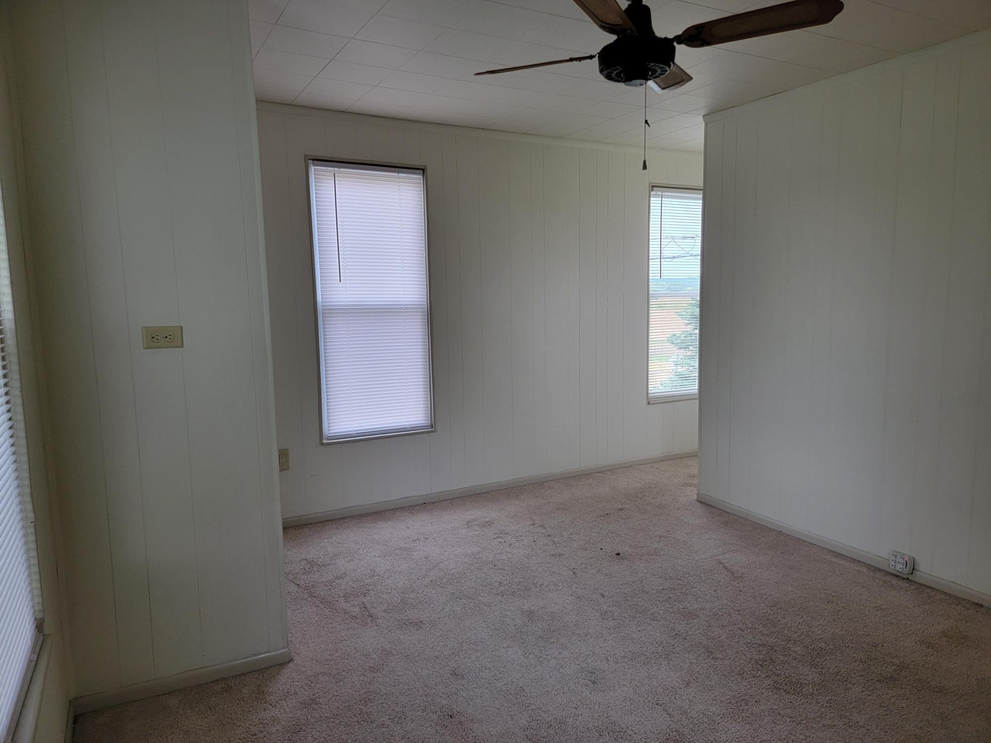 Building Photo - 2415 Donegal Springs Rd
