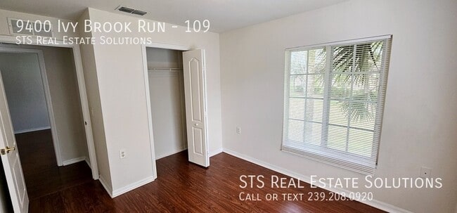 Building Photo - 9400 Ivy Brook Run