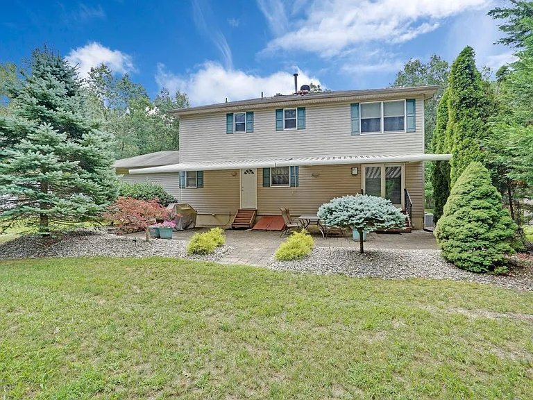 Building Photo - 70 Bowman Rd