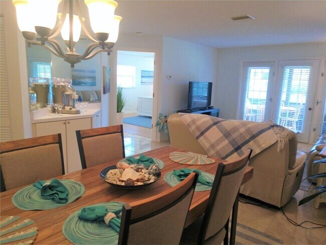 Building Photo - 307 Pine Hollow Cir