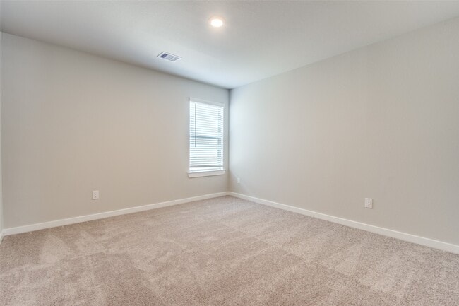 Building Photo - 17684 Tree of Heaven