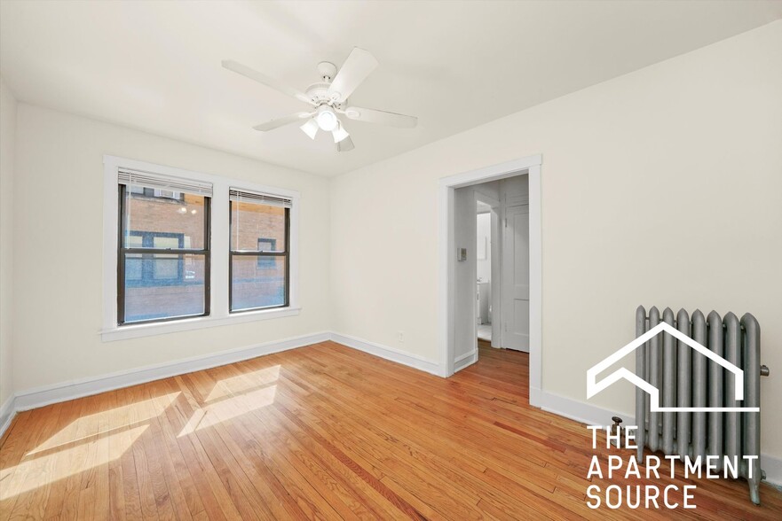 Building Photo - 2651 N Spaulding Ave