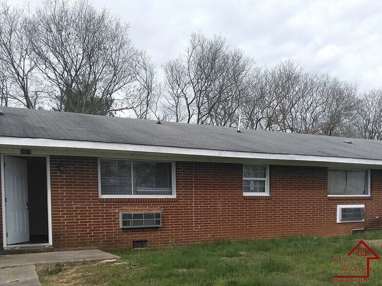 Building Photo - 1619 Jefferson St