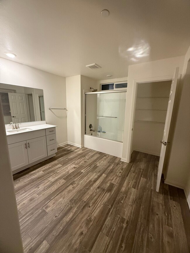 Building Photo - 17087 Zion Dr