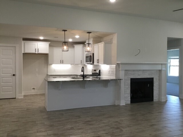 Building Photo - 231 Palm St