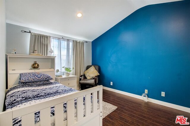 Building Photo - 4843 W 118th St