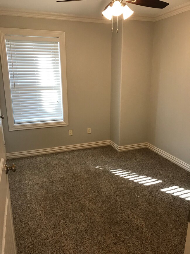 upstairs: bedroom #1, with closet - 606 South A Ave.