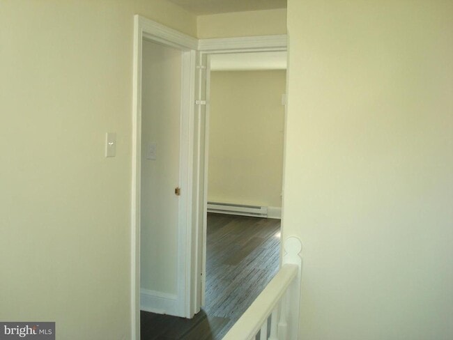 Building Photo - 17 Price St