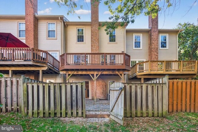 Building Photo - 4257 Sleepy Lake Dr