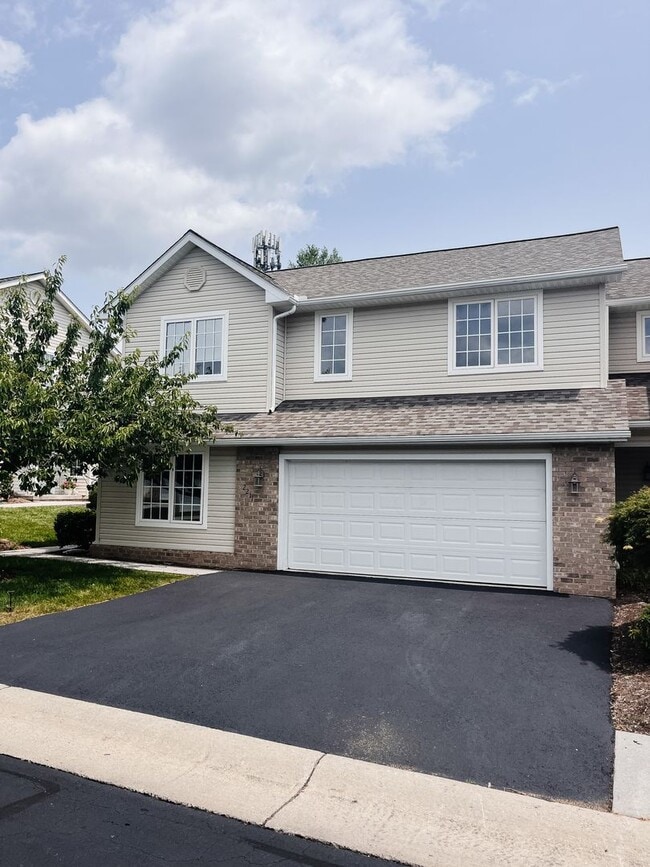 Building Photo - 2211 Whitney Ct SW