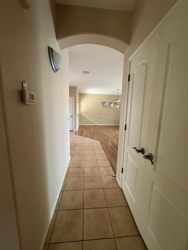 Building Photo - 6609 E Wrigley Way