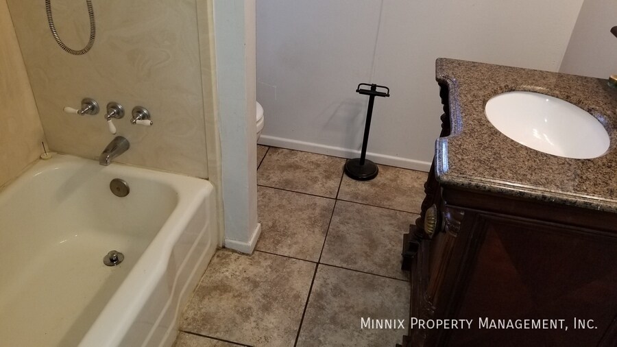 Building Photo - 2510 64th St