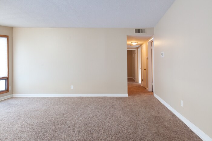 Building Photo - 952 88th Ln NW