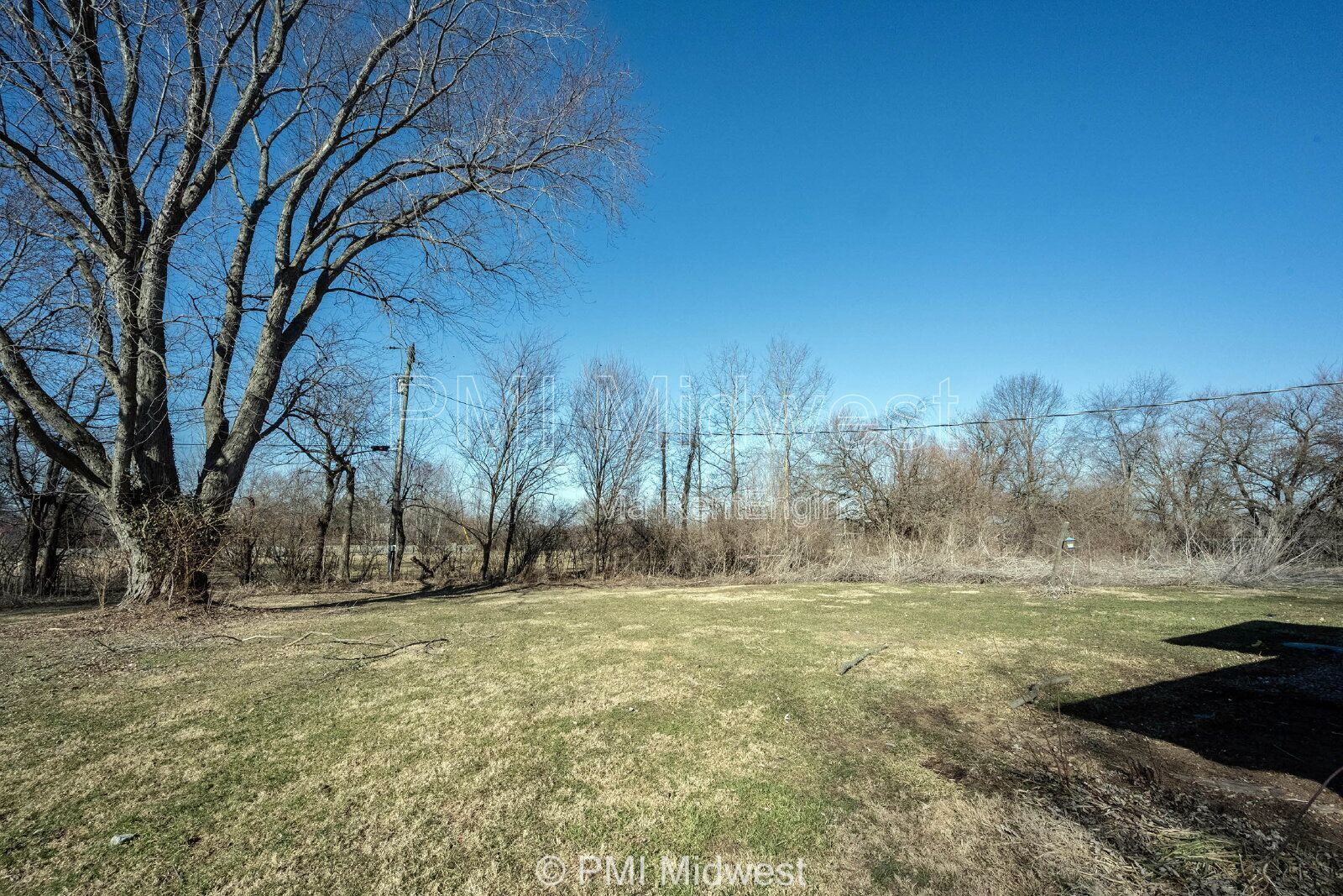 Building Photo - 570 US-52