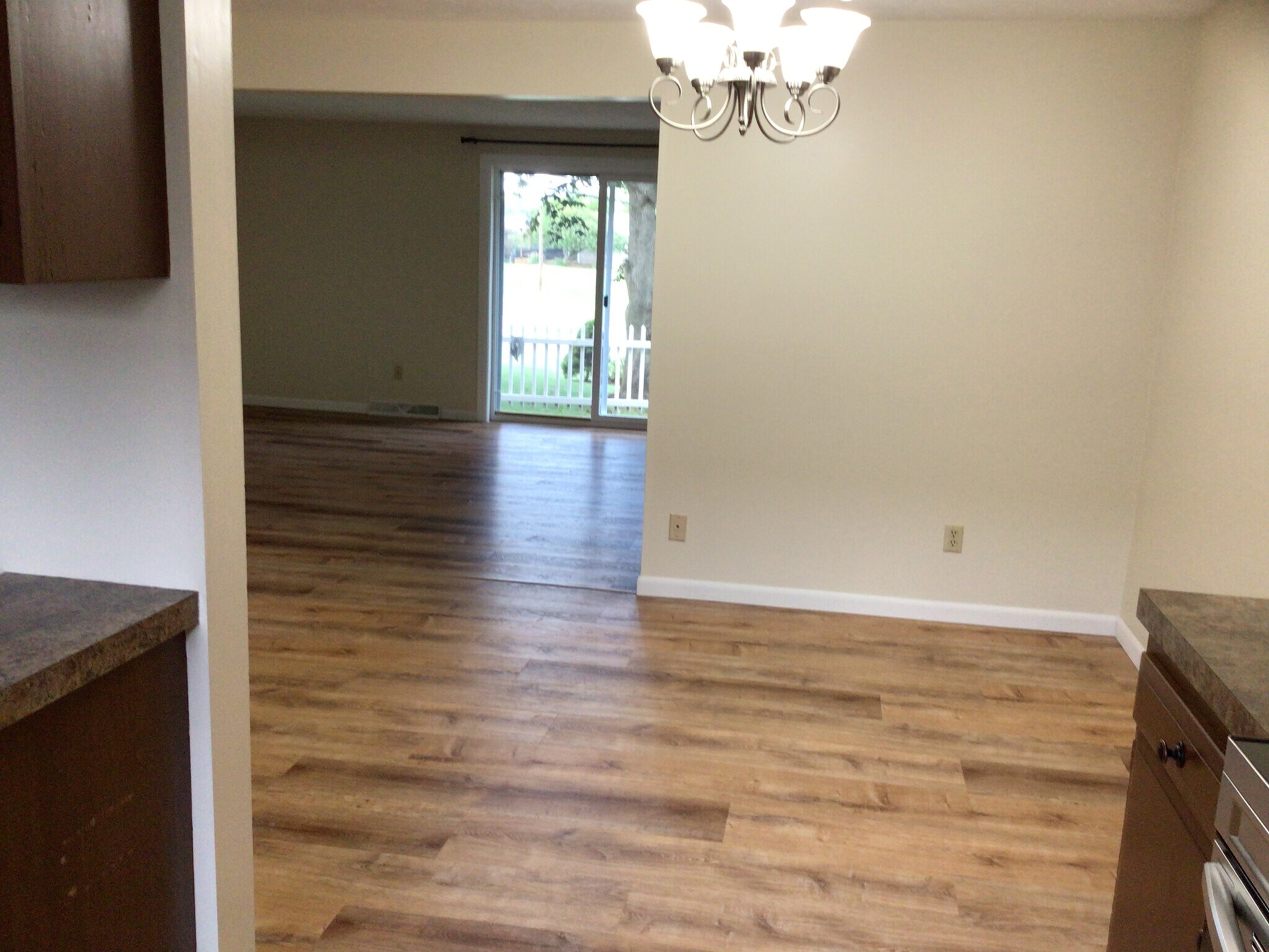 Dining Room - 6300 Portage St NW