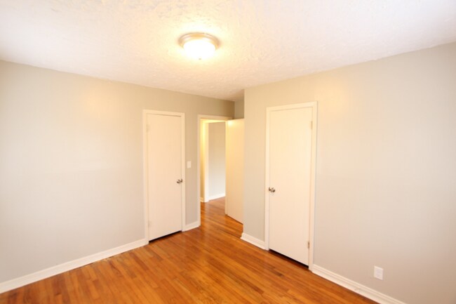 Building Photo - 816 Vanderbilt St