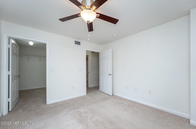 Building Photo - 10075 Gate Pkwy N