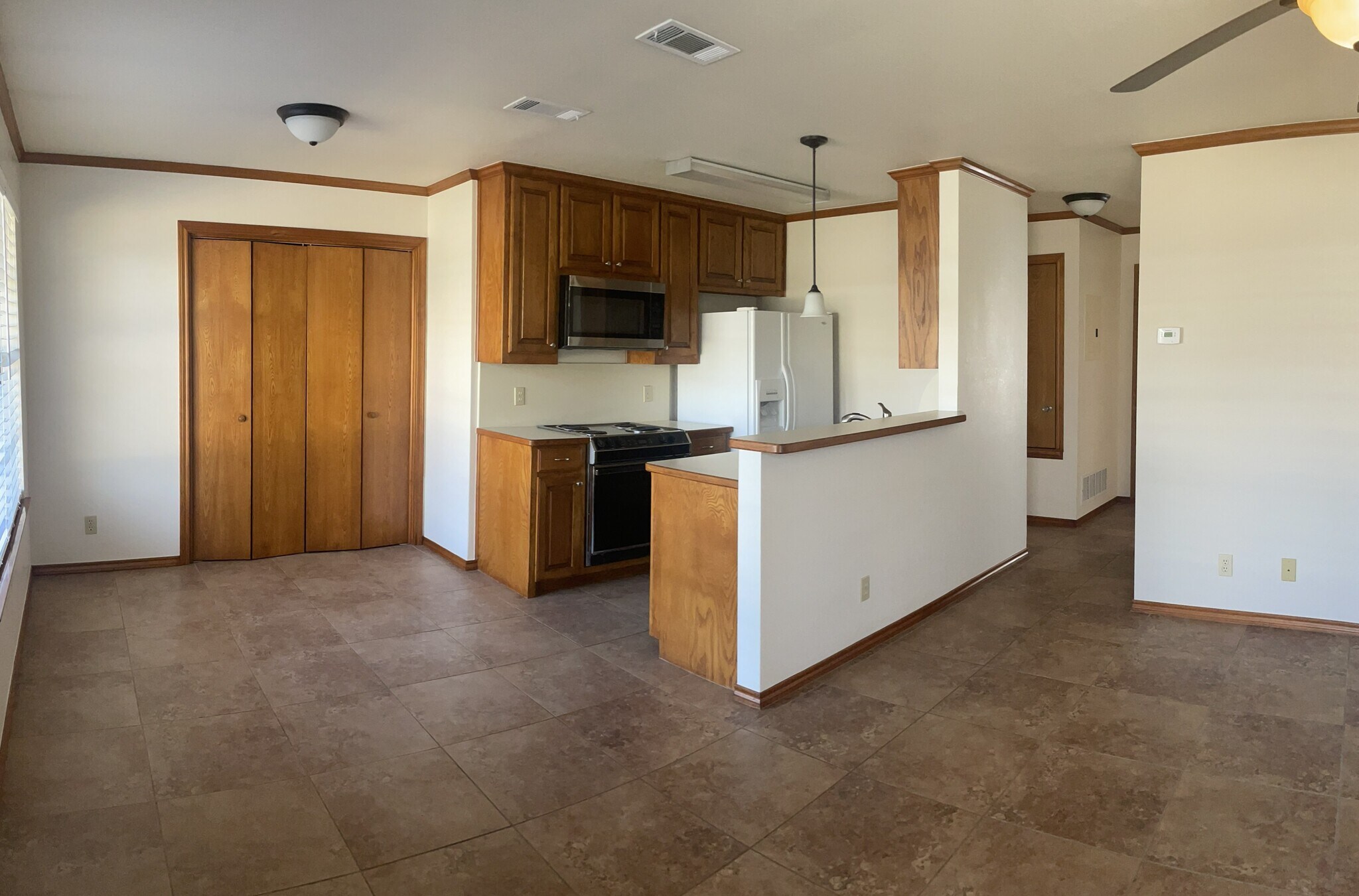 Building Photo - 113 Wildwood Ct