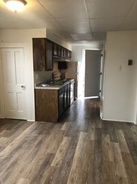 Building Photo - 112 S Franklin St