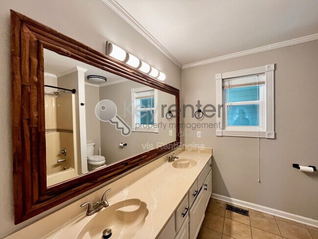 Building Photo - 6011 Barkley Creek Dr