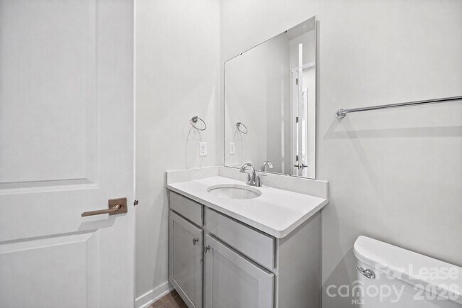 Building Photo - 8016 Brookbank Dr