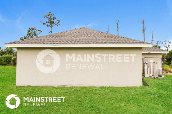 Building Photo - 3016 25th St W